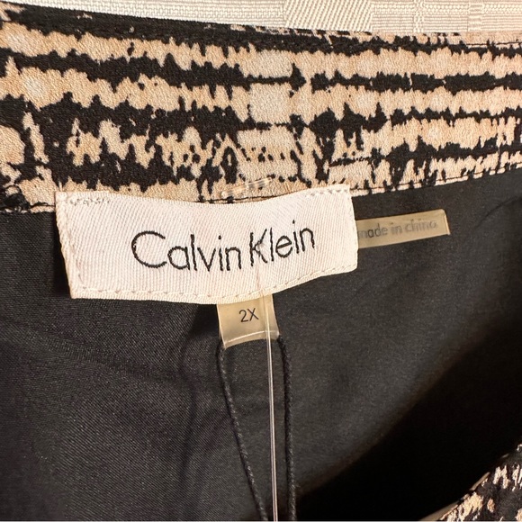 Calvin Klein Woman’s Fashion Jacket - Picture 4 of 6